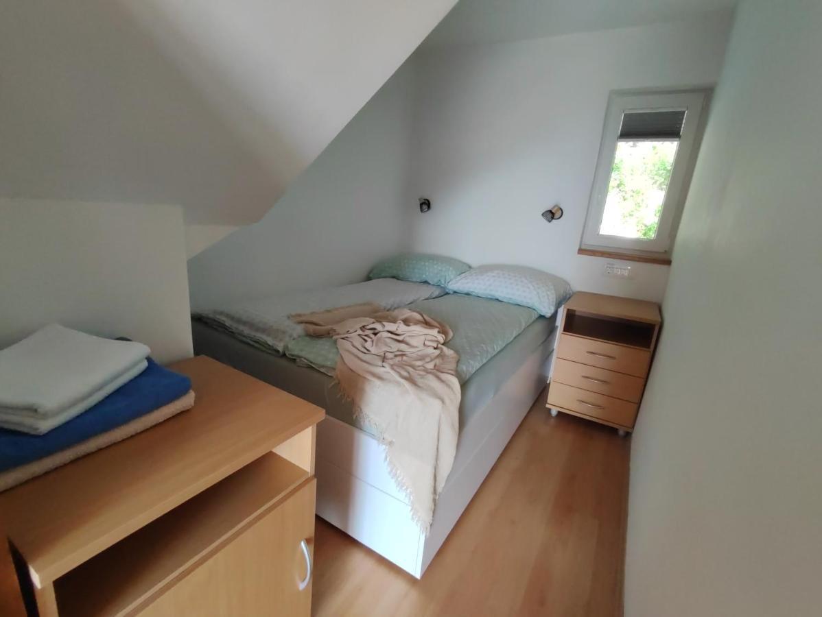 Zidanica-Vineyard Cottage Jakse Semic Buitenkant foto